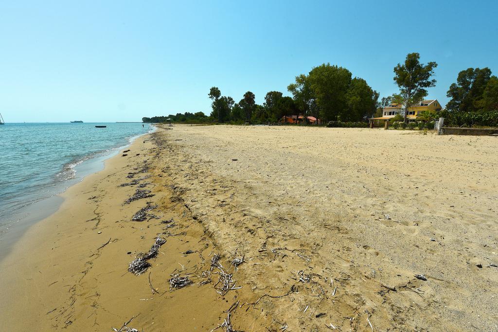 Antonia Beachfront Villa Λευκίμμη Εξωτερικό φωτογραφία