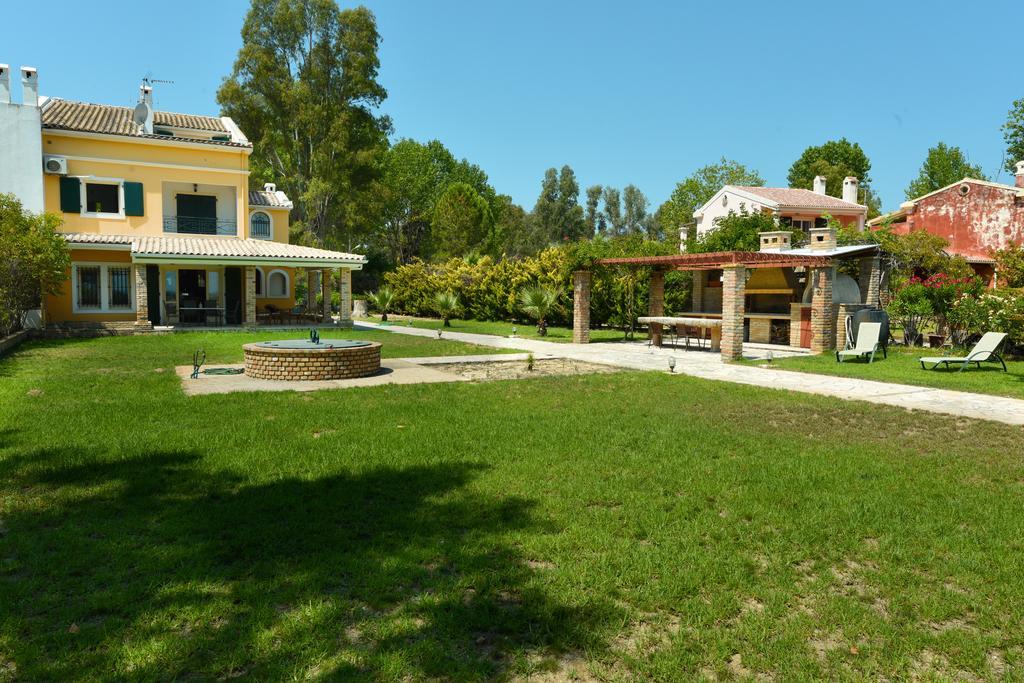 Antonia Beachfront Villa Λευκίμμη Εξωτερικό φωτογραφία